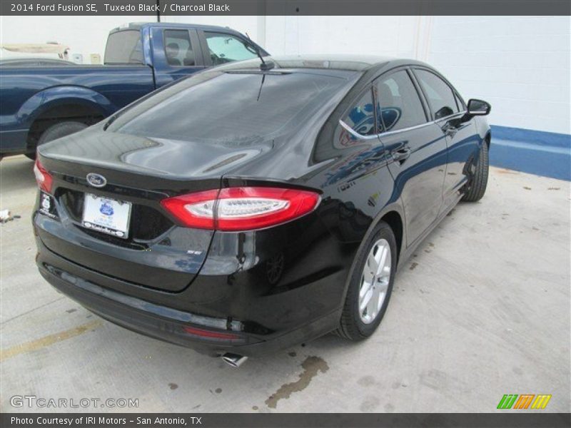 Tuxedo Black / Charcoal Black 2014 Ford Fusion SE