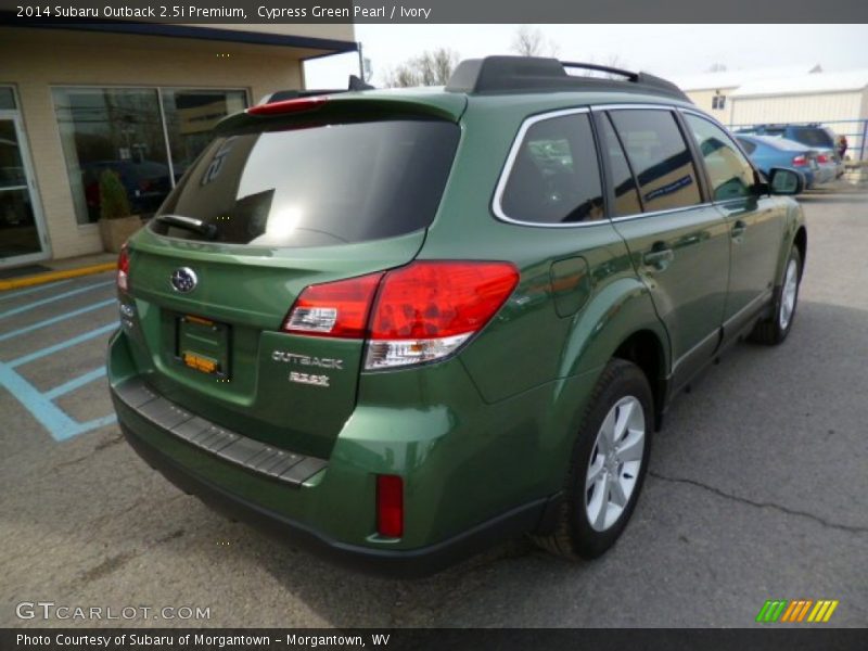 Cypress Green Pearl / Ivory 2014 Subaru Outback 2.5i Premium