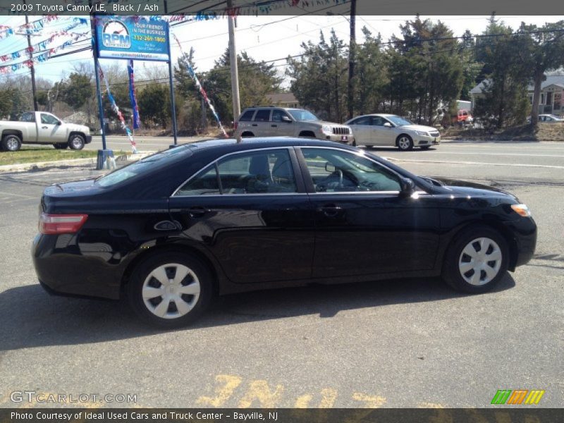 Black / Ash 2009 Toyota Camry LE