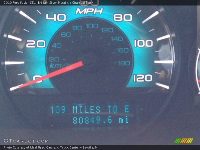 Brilliant Silver Metallic / Charcoal Black 2010 Ford Fusion SEL
