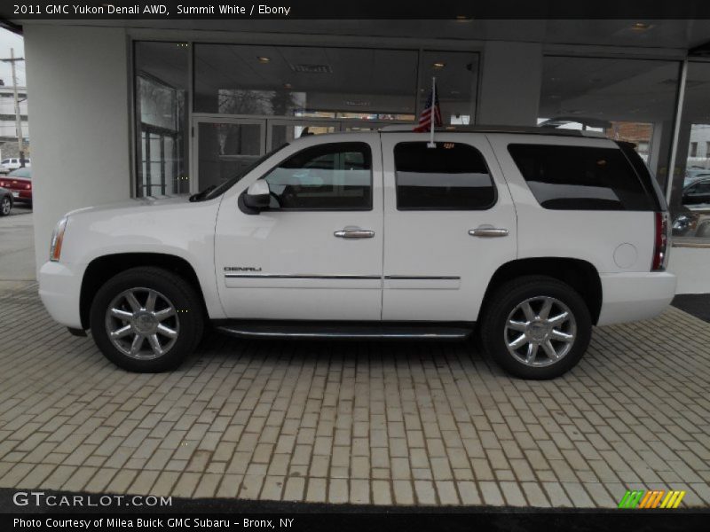 Summit White / Ebony 2011 GMC Yukon Denali AWD
