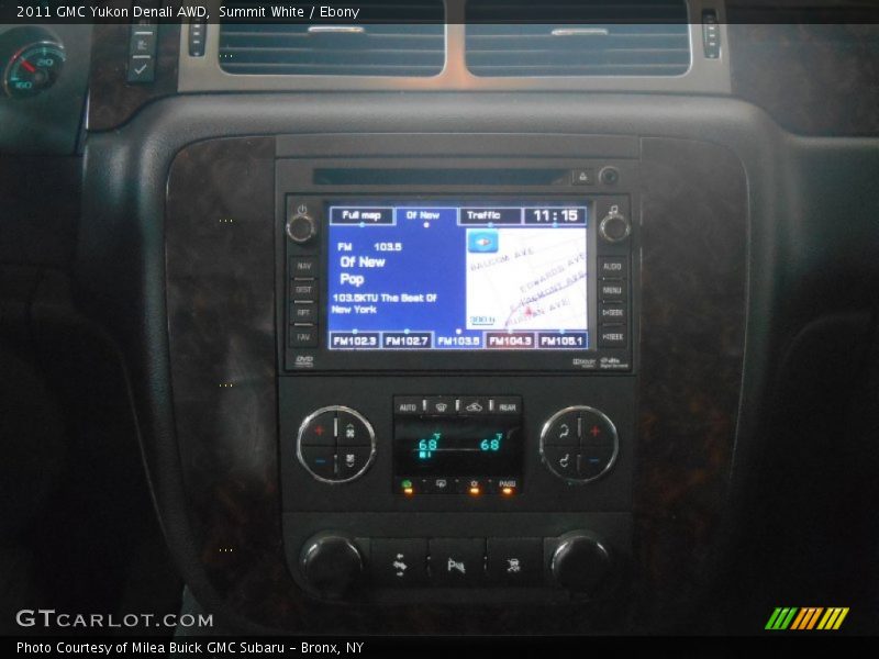 Summit White / Ebony 2011 GMC Yukon Denali AWD
