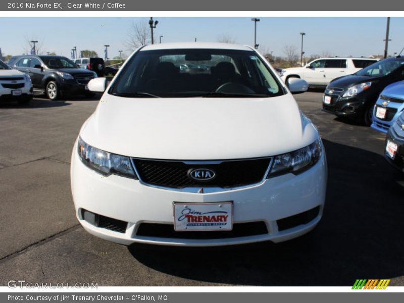 Clear White / Coffee 2010 Kia Forte EX