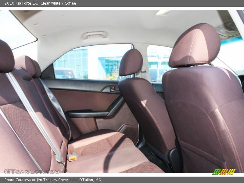 Clear White / Coffee 2010 Kia Forte EX