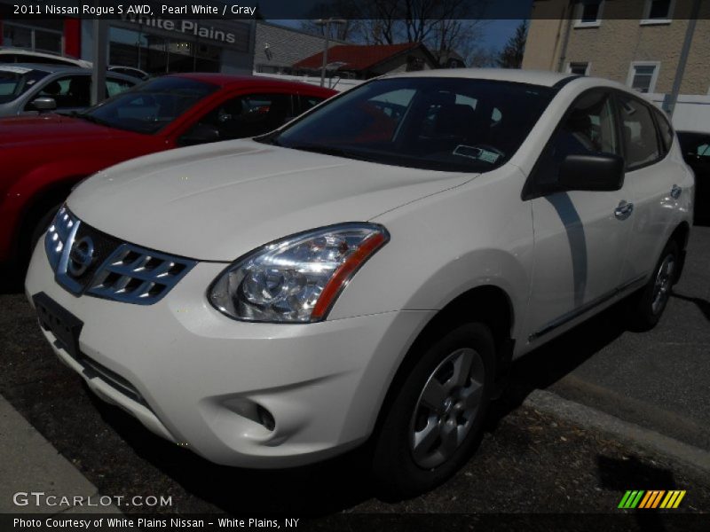 Pearl White / Gray 2011 Nissan Rogue S AWD