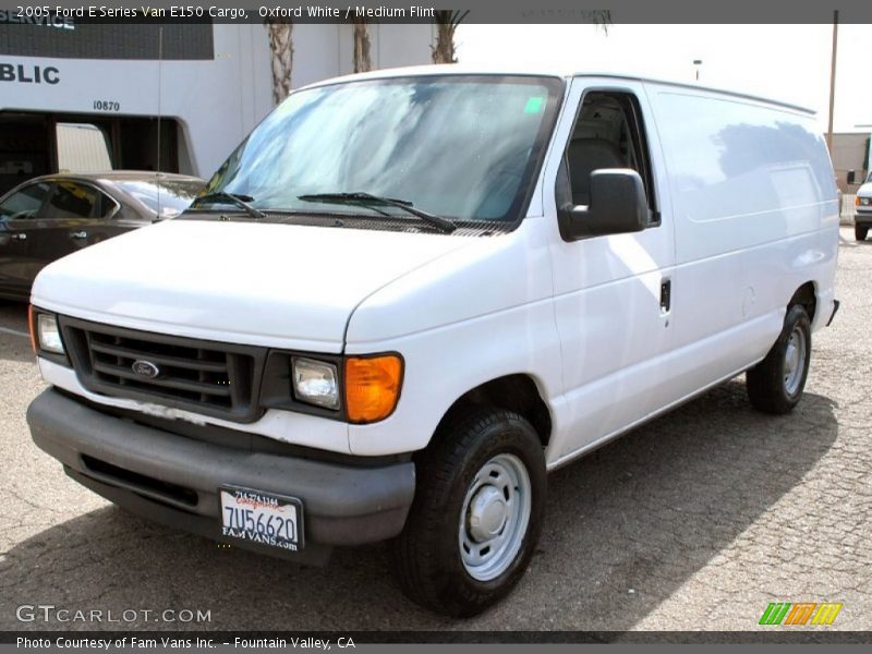 Oxford White / Medium Flint 2005 Ford E Series Van E150 Cargo