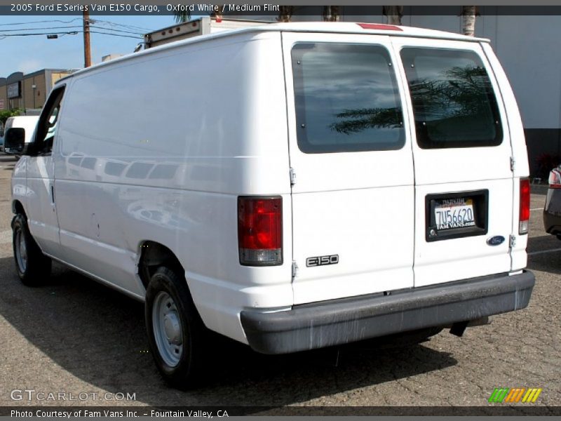 Oxford White / Medium Flint 2005 Ford E Series Van E150 Cargo