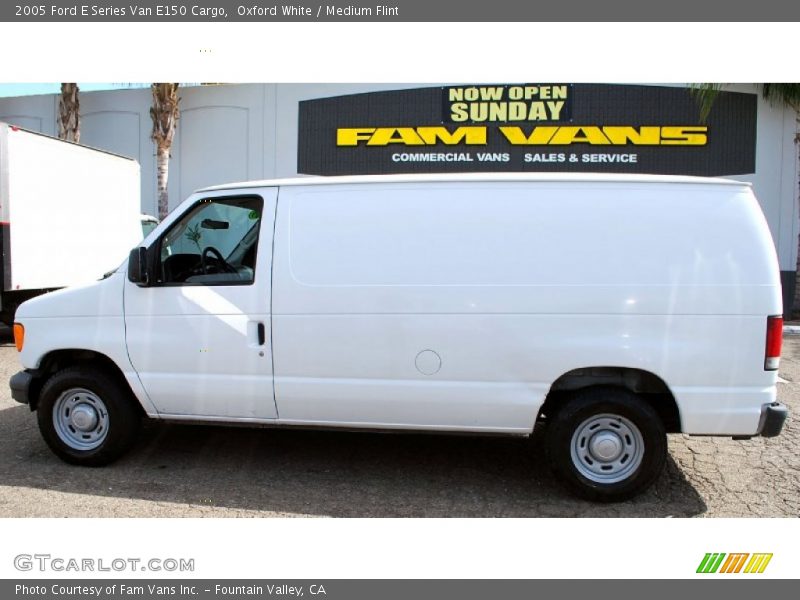 Oxford White / Medium Flint 2005 Ford E Series Van E150 Cargo