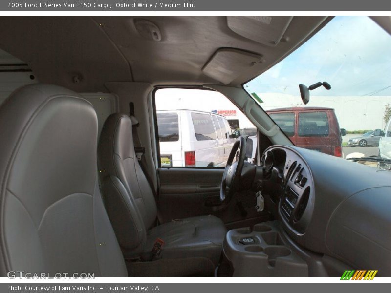 Oxford White / Medium Flint 2005 Ford E Series Van E150 Cargo