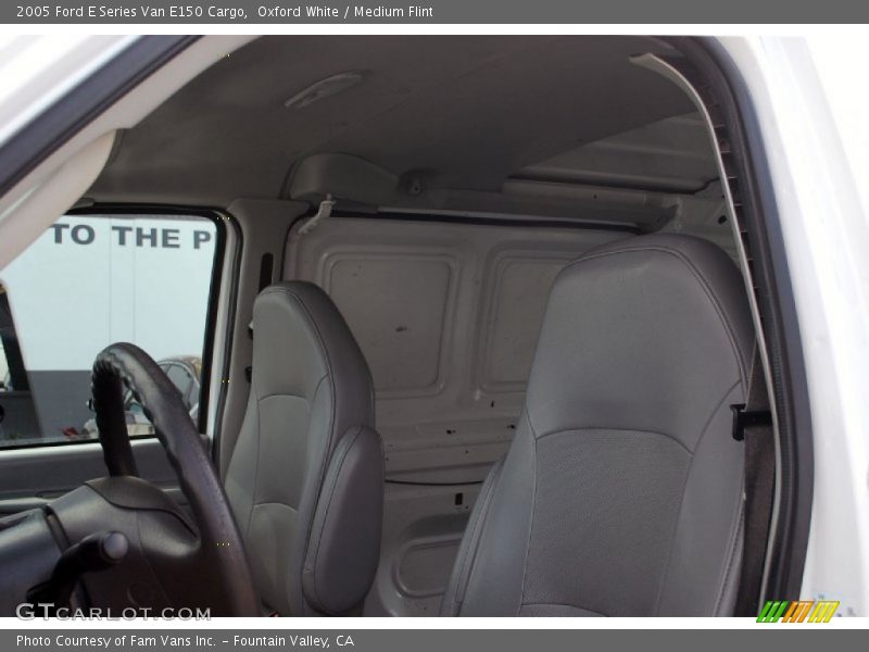 Oxford White / Medium Flint 2005 Ford E Series Van E150 Cargo