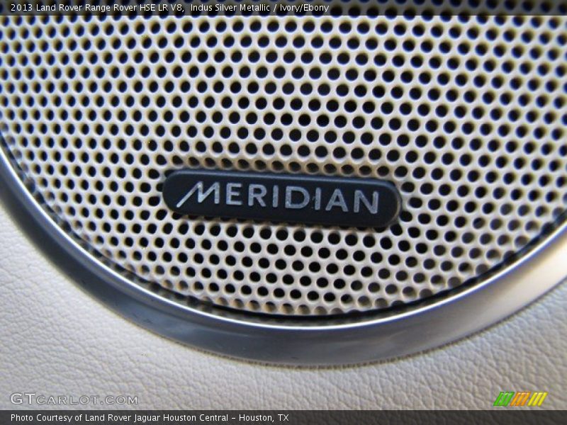 Audio System of 2013 Range Rover HSE LR V8