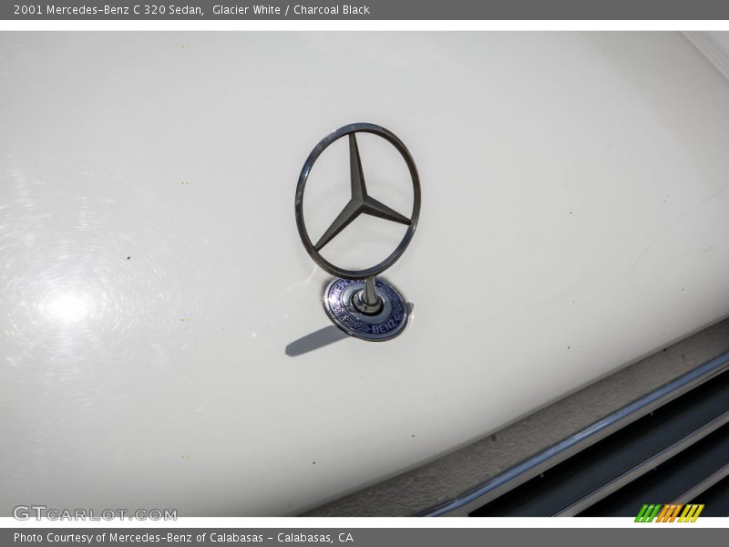 Glacier White / Charcoal Black 2001 Mercedes-Benz C 320 Sedan