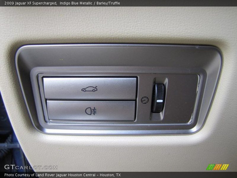 Indigo Blue Metallic / Barley/Truffle 2009 Jaguar XF Supercharged