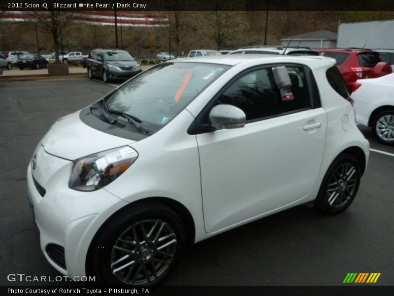 Blizzard White Pearl / Dark Gray 2012 Scion iQ