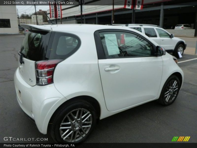 Blizzard White Pearl / Dark Gray 2012 Scion iQ