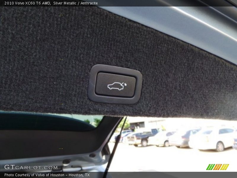 Silver Metallic / Anthracite 2010 Volvo XC60 T6 AWD