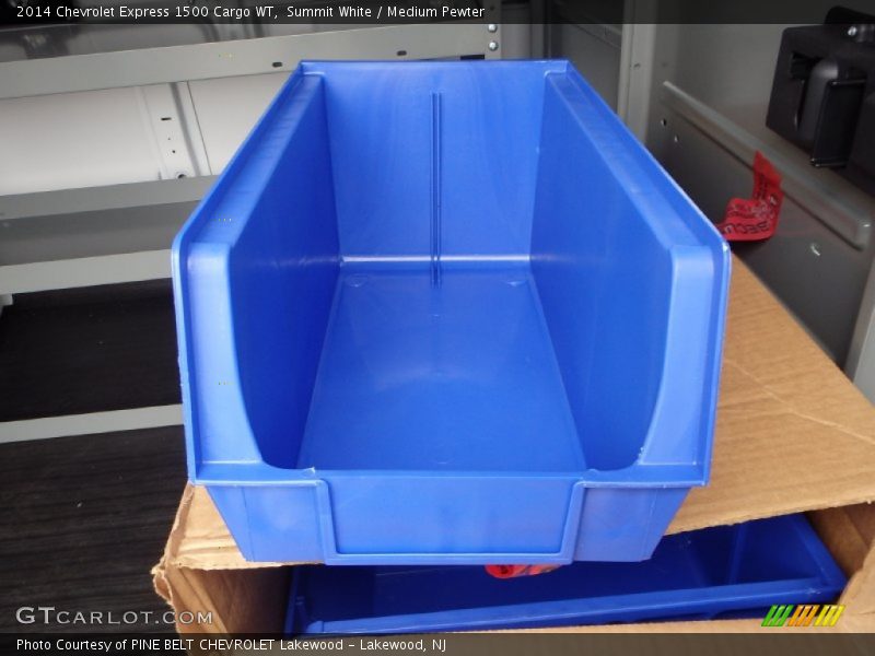 Summit White / Medium Pewter 2014 Chevrolet Express 1500 Cargo WT