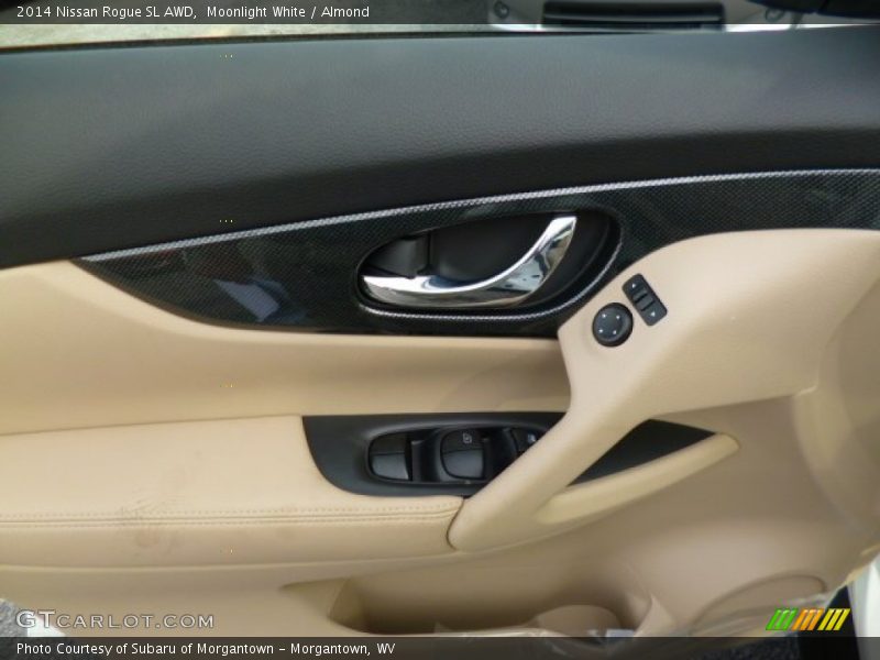 Moonlight White / Almond 2014 Nissan Rogue SL AWD