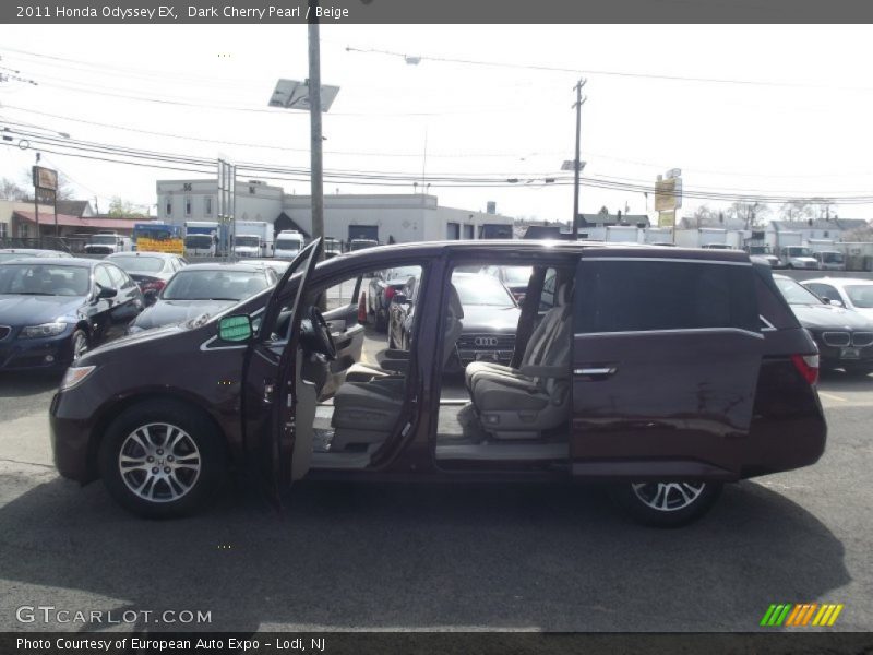 Dark Cherry Pearl / Beige 2011 Honda Odyssey EX