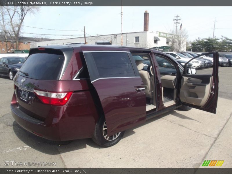 Dark Cherry Pearl / Beige 2011 Honda Odyssey EX