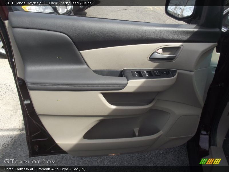 Dark Cherry Pearl / Beige 2011 Honda Odyssey EX