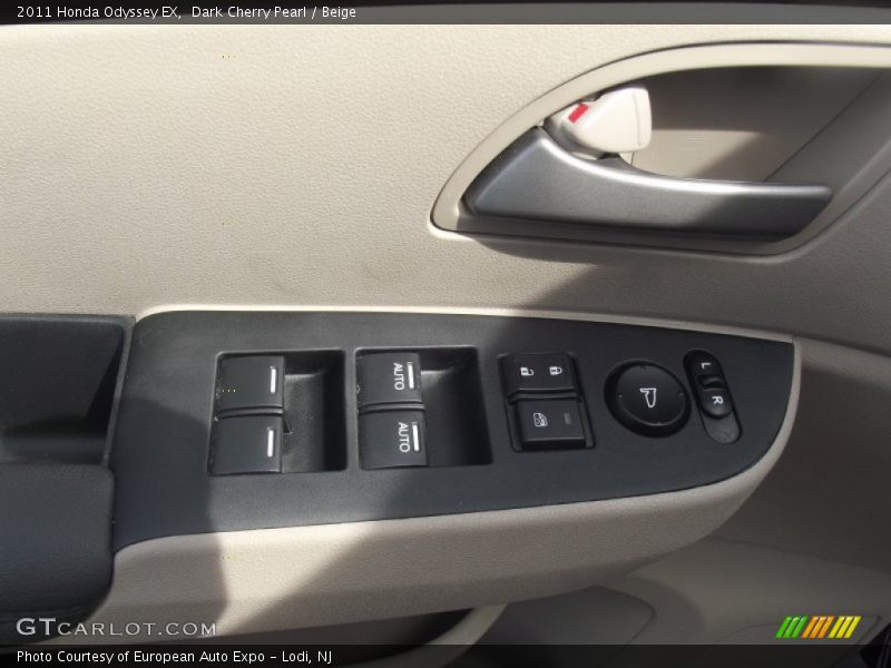 Dark Cherry Pearl / Beige 2011 Honda Odyssey EX