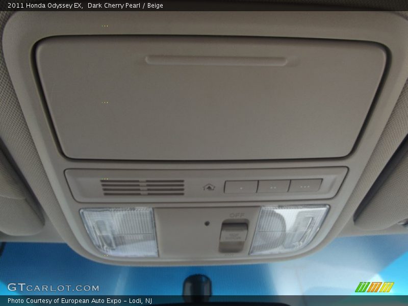Dark Cherry Pearl / Beige 2011 Honda Odyssey EX