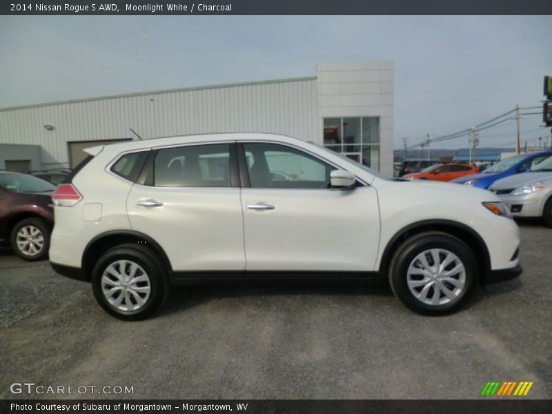 Moonlight White / Charcoal 2014 Nissan Rogue S AWD