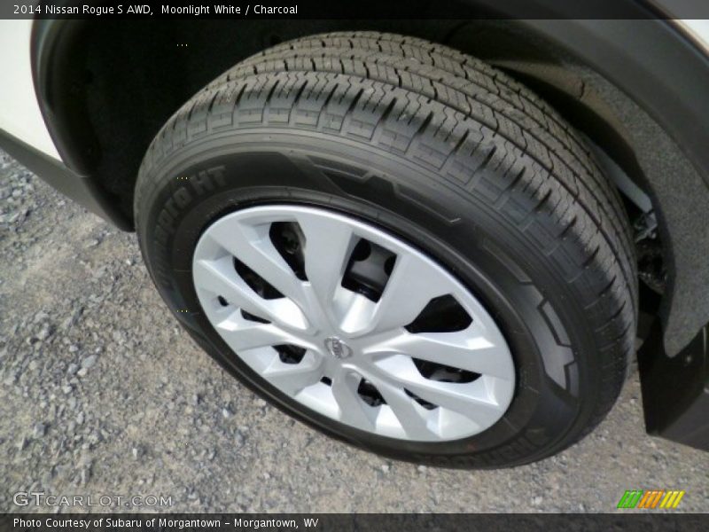 Moonlight White / Charcoal 2014 Nissan Rogue S AWD