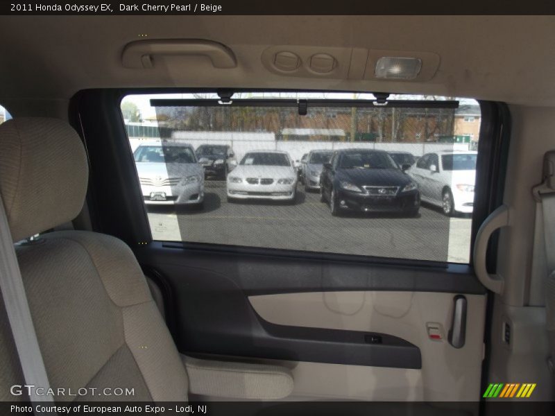 Dark Cherry Pearl / Beige 2011 Honda Odyssey EX