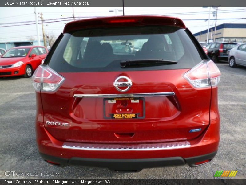 Cayenne Red / Charcoal 2014 Nissan Rogue S