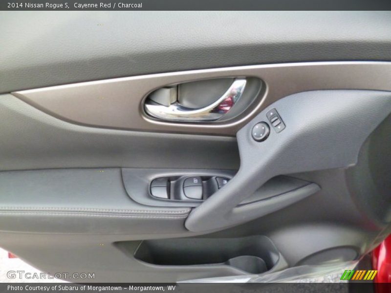 Cayenne Red / Charcoal 2014 Nissan Rogue S