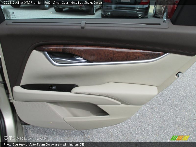 Silver Coast Metallic / Shale/Cocoa 2013 Cadillac XTS Premium FWD