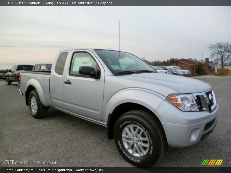 Front 3/4 View of 2014 Frontier SV King Cab 4x4