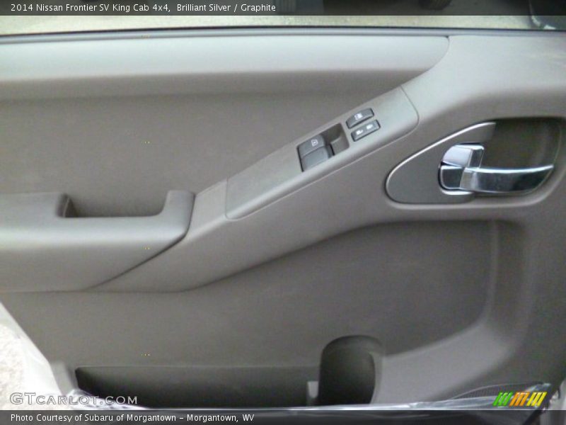 Brilliant Silver / Graphite 2014 Nissan Frontier SV King Cab 4x4