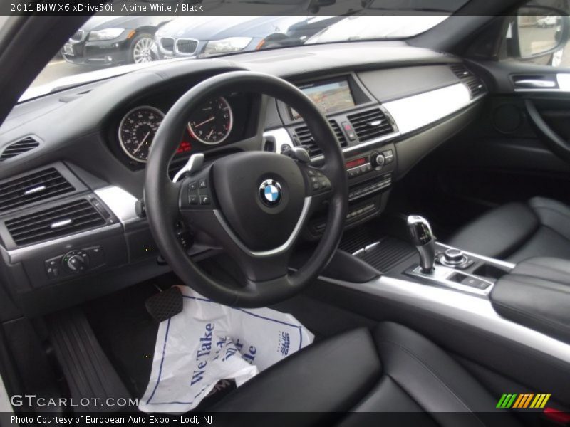 Alpine White / Black 2011 BMW X6 xDrive50i