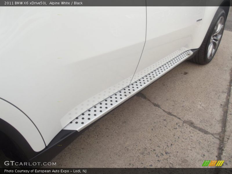 Alpine White / Black 2011 BMW X6 xDrive50i