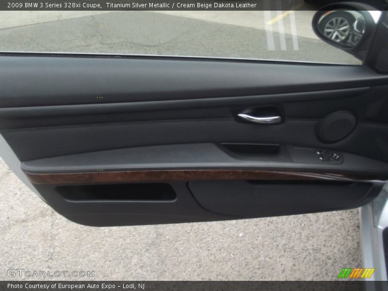 Titanium Silver Metallic / Cream Beige Dakota Leather 2009 BMW 3 Series 328xi Coupe