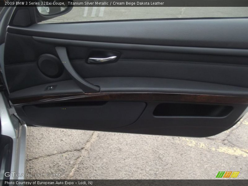 Titanium Silver Metallic / Cream Beige Dakota Leather 2009 BMW 3 Series 328xi Coupe