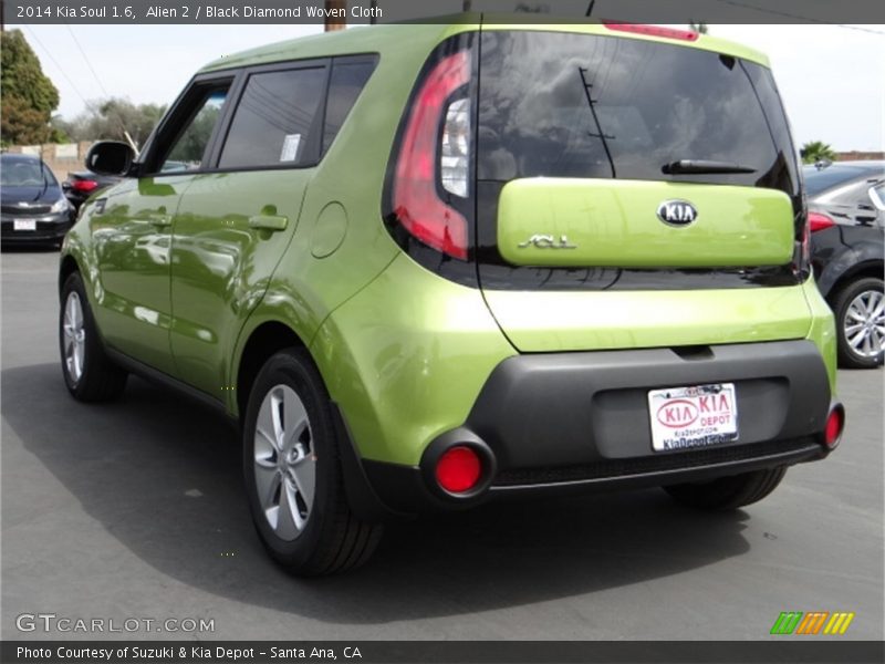 Alien 2 / Black Diamond Woven Cloth 2014 Kia Soul 1.6