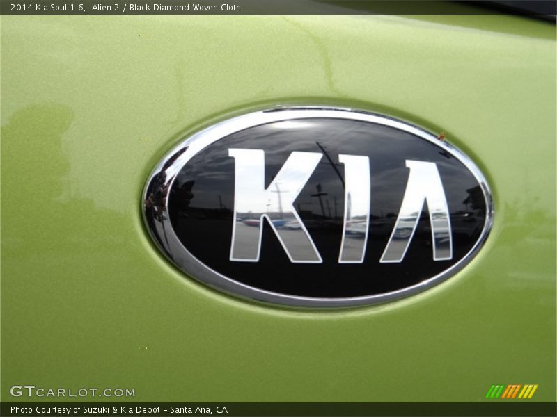 Alien 2 / Black Diamond Woven Cloth 2014 Kia Soul 1.6