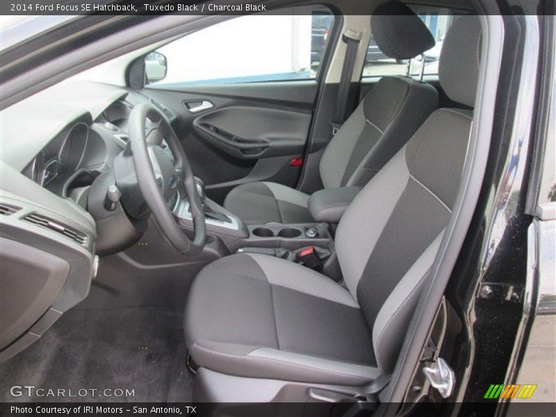 Tuxedo Black / Charcoal Black 2014 Ford Focus SE Hatchback