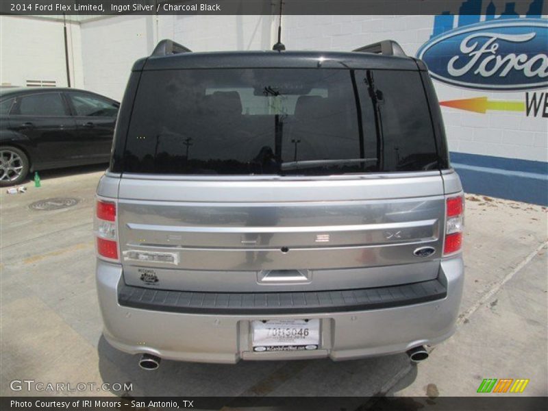 Ingot Silver / Charcoal Black 2014 Ford Flex Limited