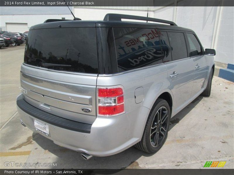 Ingot Silver / Charcoal Black 2014 Ford Flex Limited