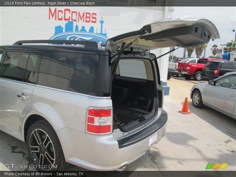 Ingot Silver / Charcoal Black 2014 Ford Flex Limited