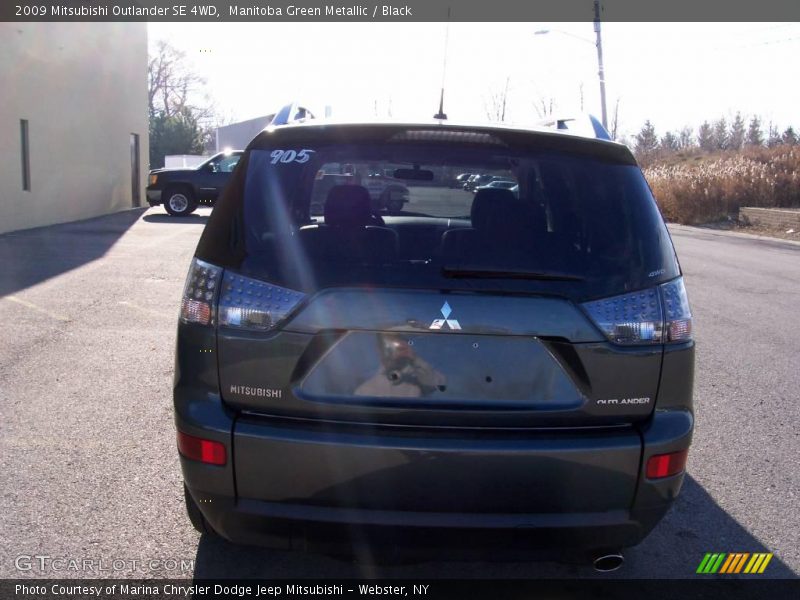 Manitoba Green Metallic / Black 2009 Mitsubishi Outlander SE 4WD