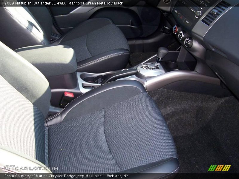 Manitoba Green Metallic / Black 2009 Mitsubishi Outlander SE 4WD