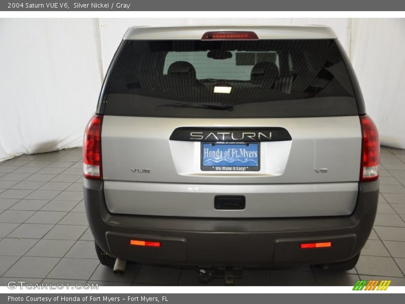 Silver Nickel / Gray 2004 Saturn VUE V6