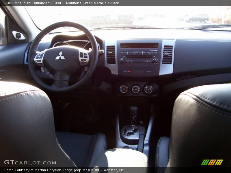 Manitoba Green Metallic / Black 2009 Mitsubishi Outlander SE 4WD