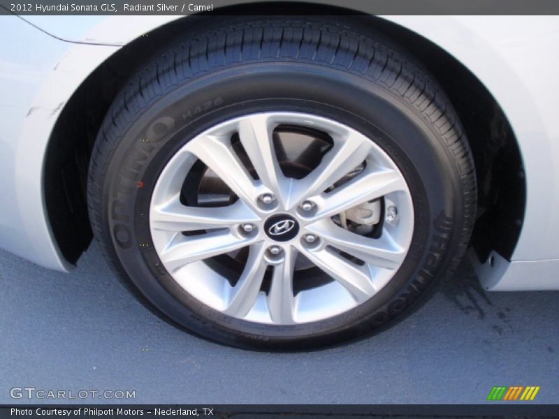 Radiant Silver / Camel 2012 Hyundai Sonata GLS